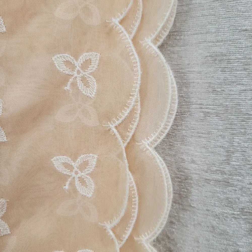 Tablecloth 88×70 Rectangle Vintage Peach with White Floral Embroidery Scalloped